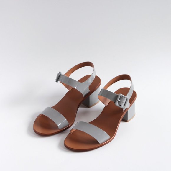 LOQ Shoes - BRAND NEW -- LOQ Altea Sandal - Womens EU-9 / Patent Leather Strap Block Heel
